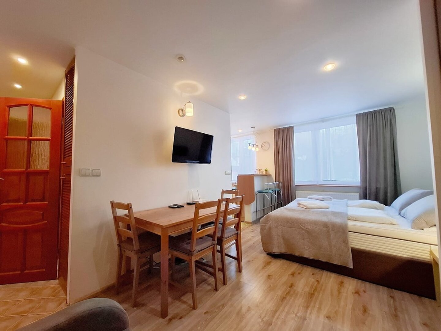 Szklarska Poręba, 1-go Maja 35A/13 Street